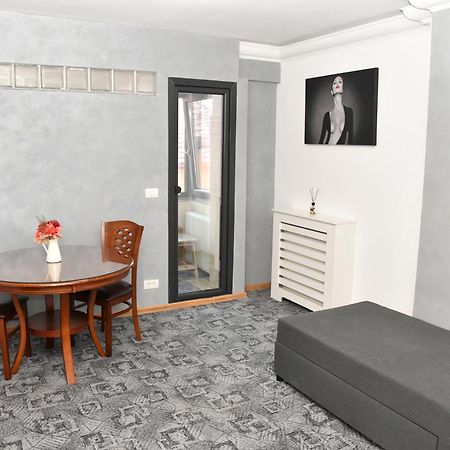 Apartament Luxury - Promenada Mall Craiova Kültér fotó