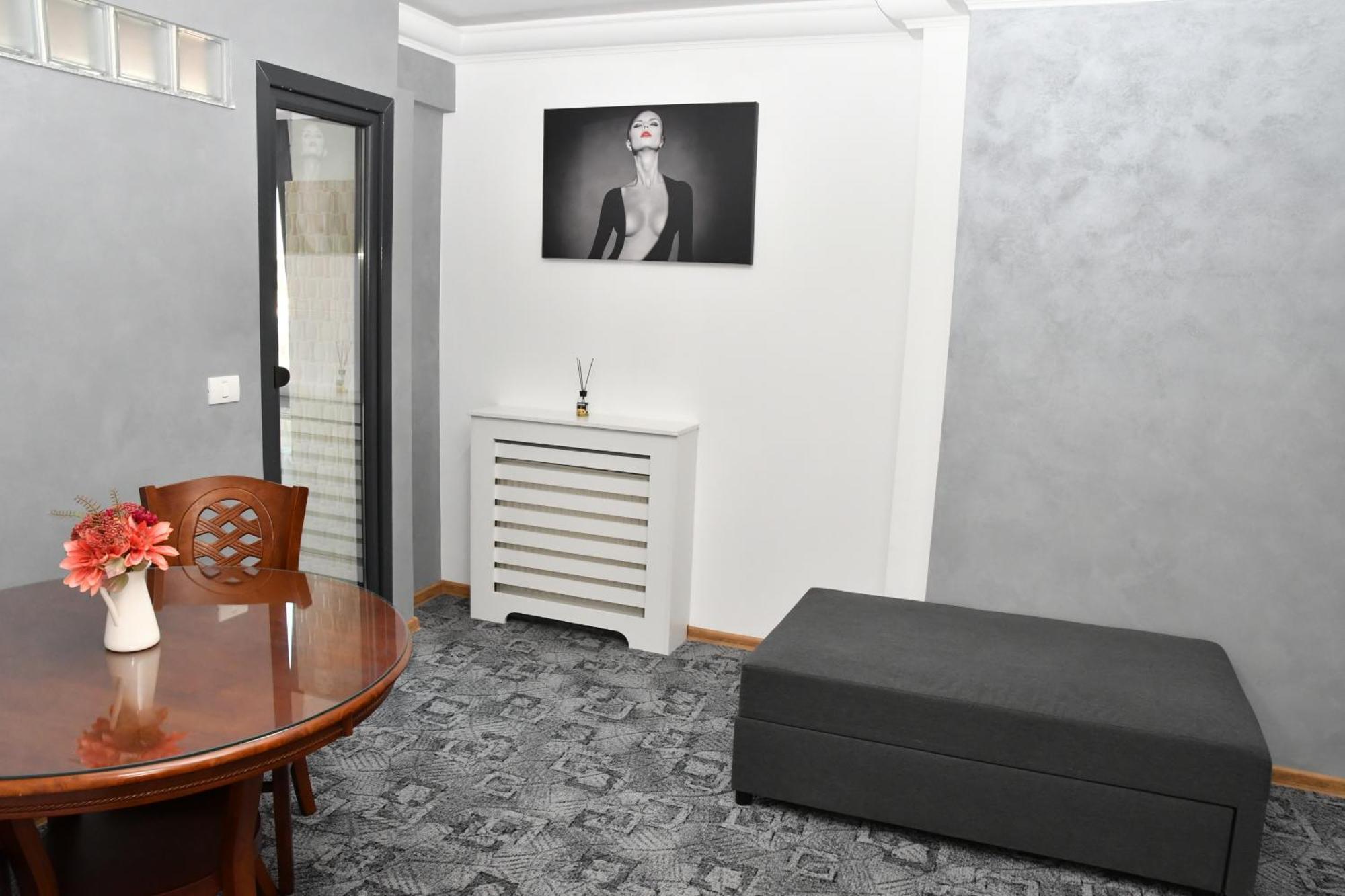 Apartament Luxury - Promenada Mall Craiova Kültér fotó