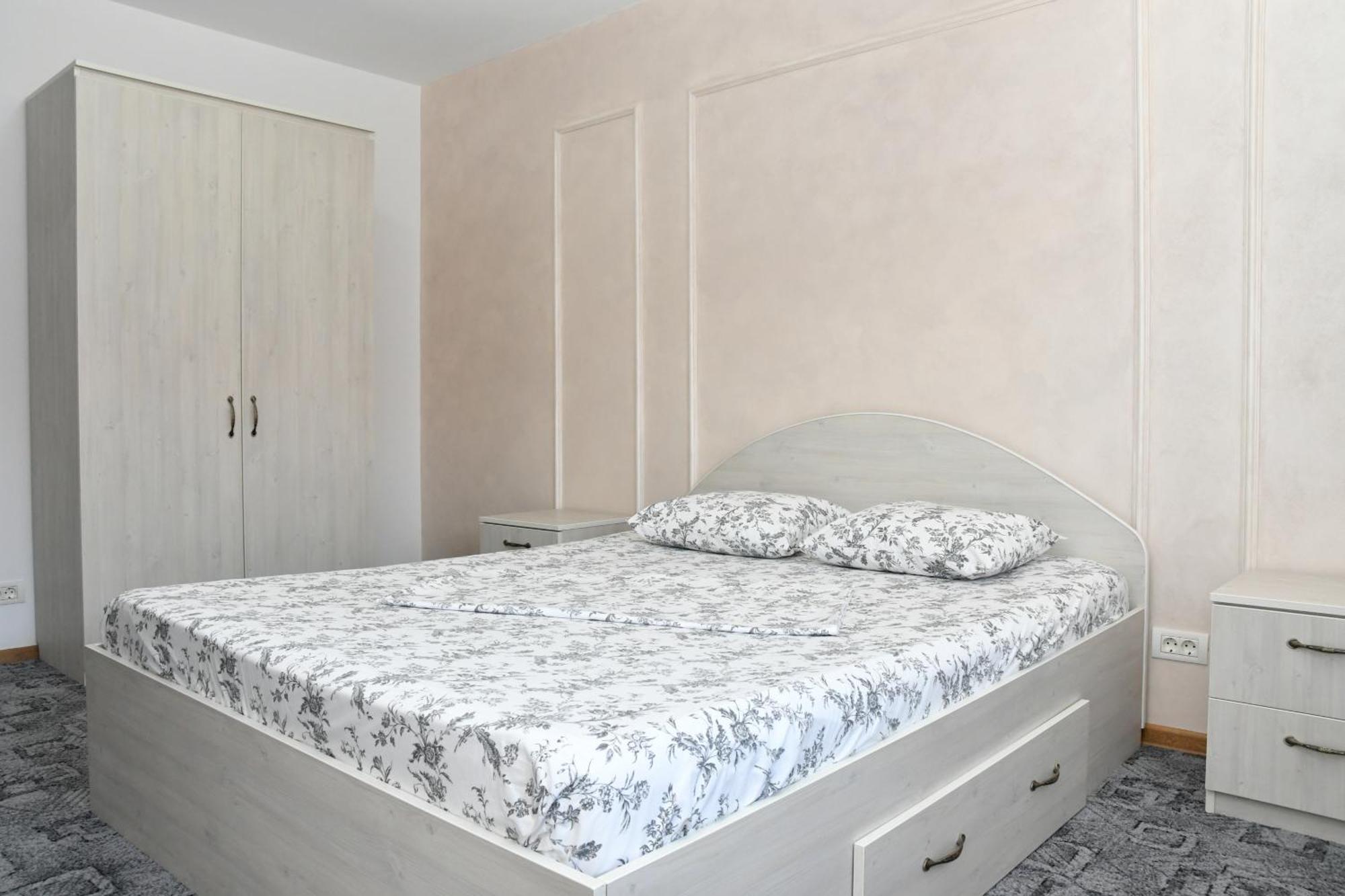Apartament Luxury - Promenada Mall Craiova Kültér fotó