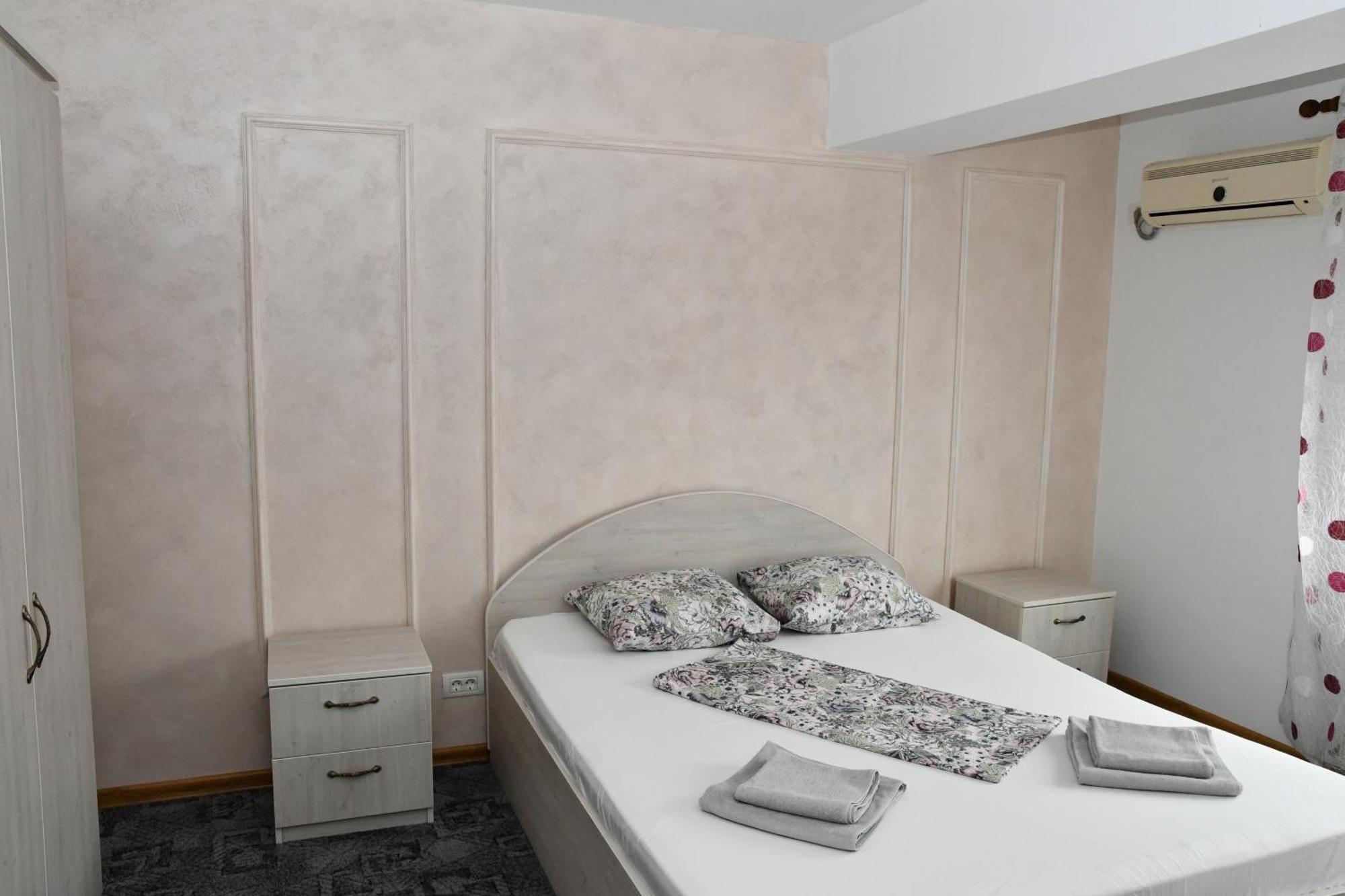 Apartament Luxury - Promenada Mall Craiova Kültér fotó