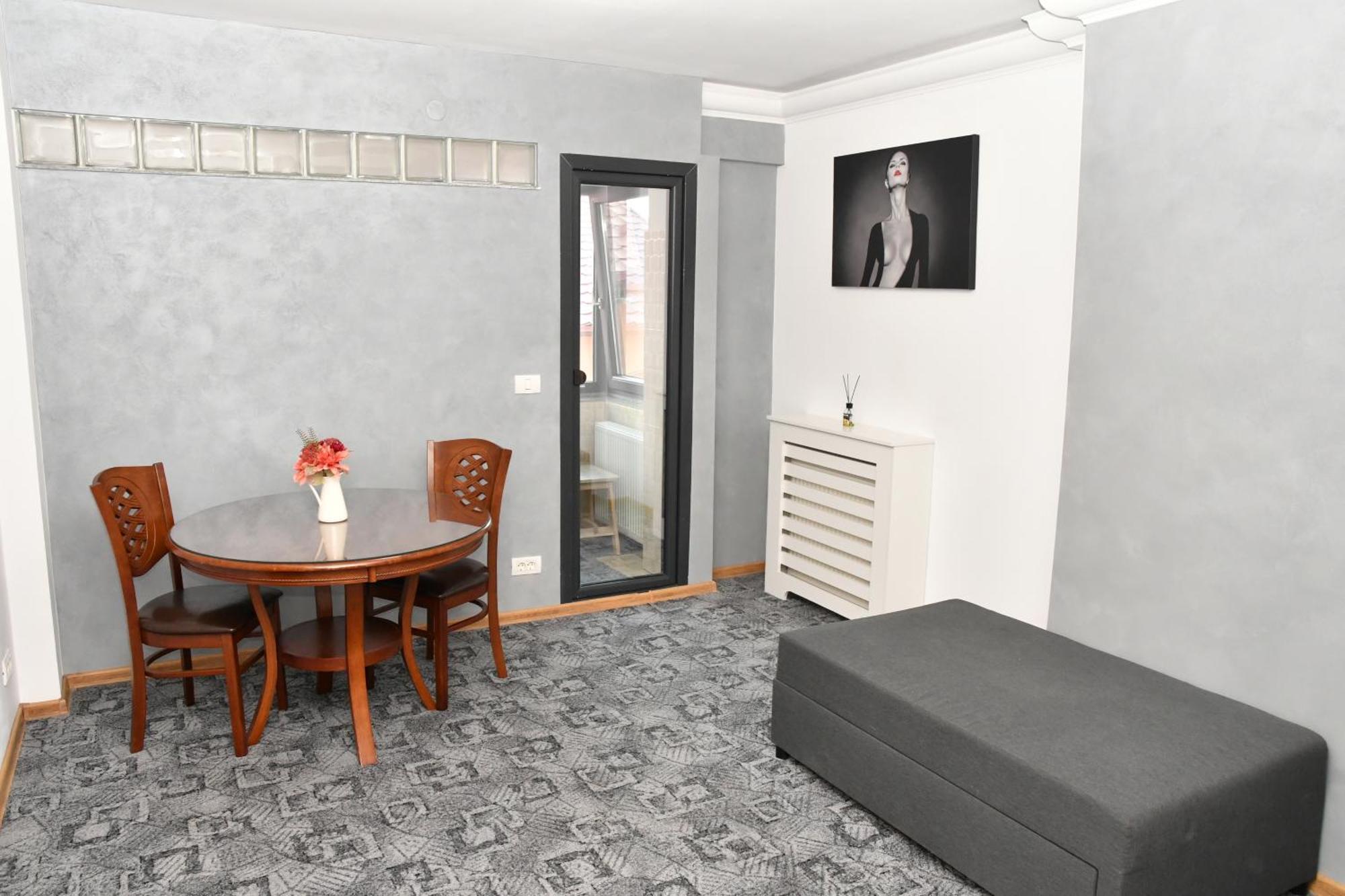 Apartament Luxury - Promenada Mall Craiova Kültér fotó
